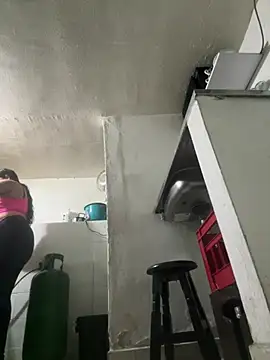 siri duque online show from April 10, 10:42 am