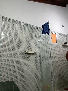 siri duque online show from April 17, 5:38 pm