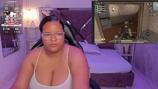 MhiaRey online show from November 20, 1:22 pm