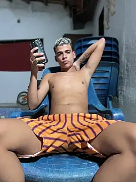 Leo bunny hot online show from February 17, 10:49 pm