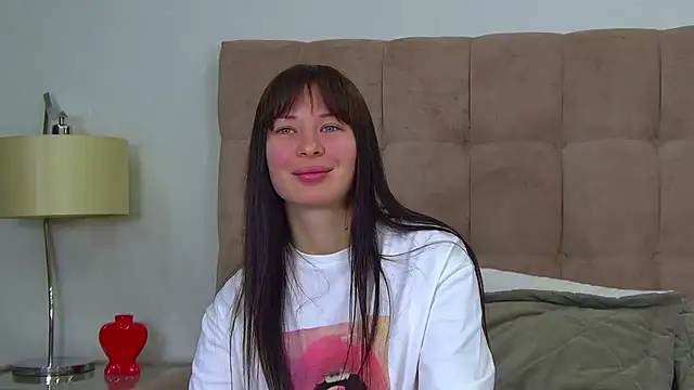 AlexandraBloom online show from February 23, 6:38 pm