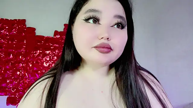 Snapshot of amina_moonlightt chatting on February 15, 4:25 am amina moonlightt online show from February 15, 4:25 am