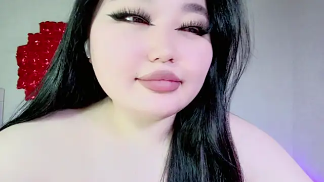 Snapshot of amina_moonlightt chatting on February 22, 3:23 am amina moonlightt online show from February 22, 3:23 am