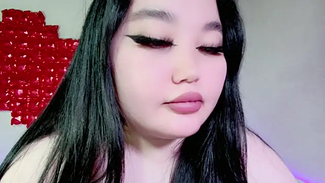 Snapshot of amina_moonlightt chatting on February 22, 6:28 am amina moonlightt online show from February 22, 6:28 am