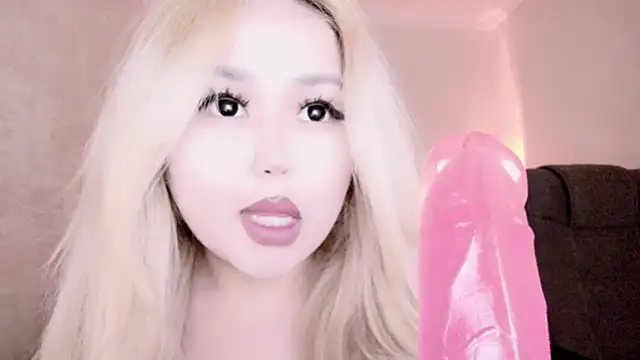 amelia sunlight online show from December 19, 11:25 pm