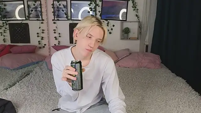 Ron Vils online show from February 1, 6:08 pm