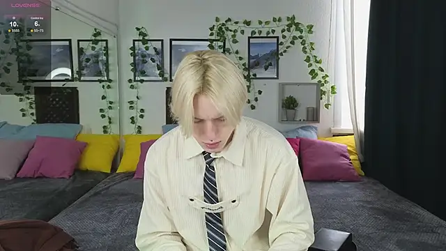 Ron Vils online show from March 2, 5:33 am