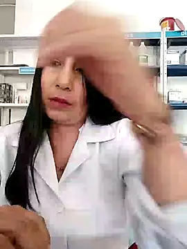 Megan jennerr online show from January 25, 5:30 pm