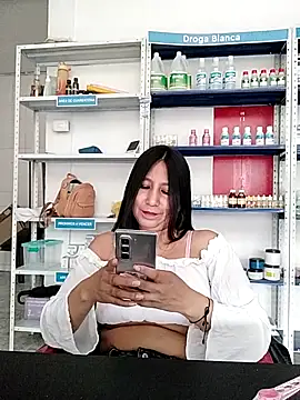 Megan jennerr online show from February 18, 2:06 pm