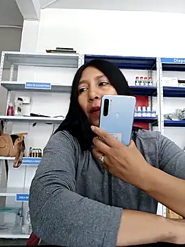 Megan jennerr online show from October 13, 2:17 pm