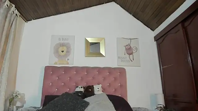 CelessteRedds online show from November 28, 11:35 am