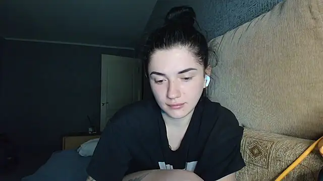 Liana diva online show from March 6, 3:52 pm