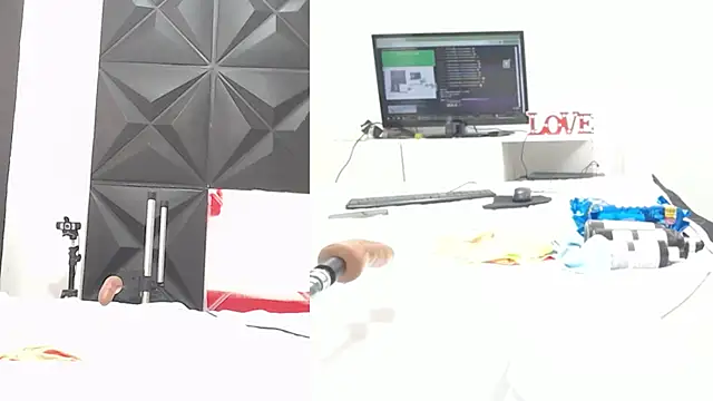 Lisa goals online show from March 1, 6:21 pm