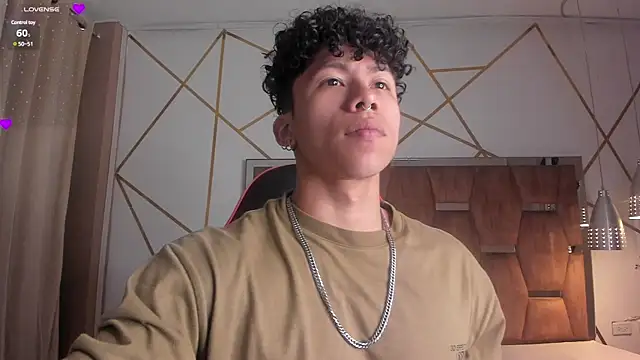 AkazaBoy  online show from January 17, 4:06 am