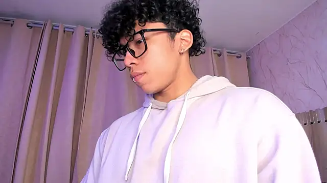 AkazaBoy  online show from January 9, 4:48 am