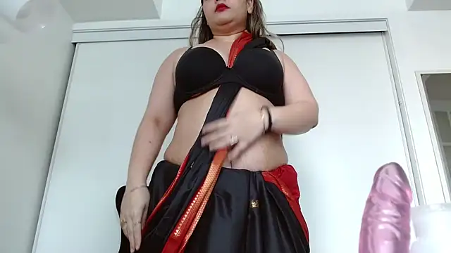 Snapshot of famous_indian_girl chatting on January 11, 7:49 pm famous indian girl online show from January 11, 7:49 pm