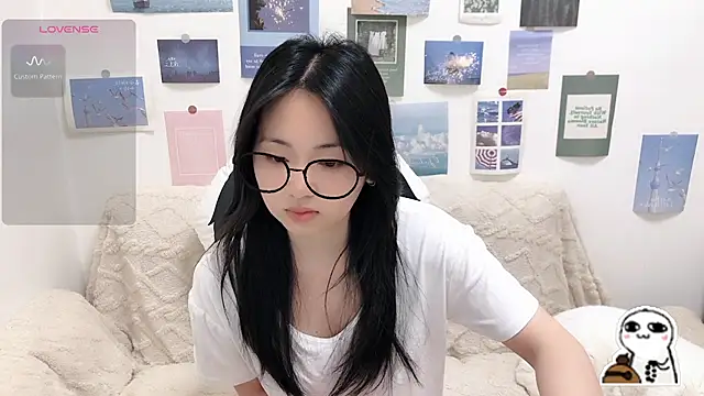 LiLiYbaby online show from March 1, 6:15 am