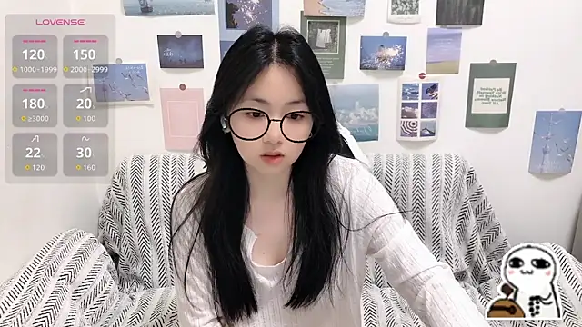 LiLiYbaby online show from June 5, 6:42 am