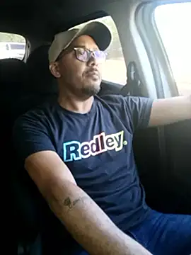 Snapshot of johnwalkerRjts chatting on October 22, 12:38 pm johnwalkerRjts online show from October 22, 12:38 pm