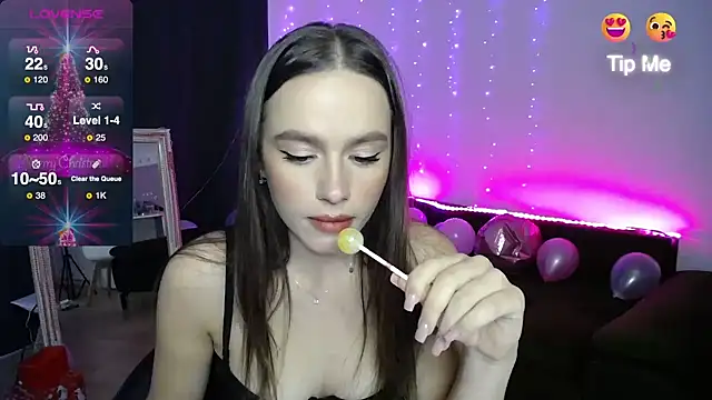 Emillias online show from December 25, 2:23 pm