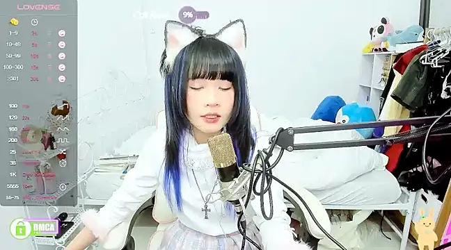 Snapshot of RassieRaph chatting on December 20, 9:50 pm RassieRaph online show from December 20, 9:50 pm