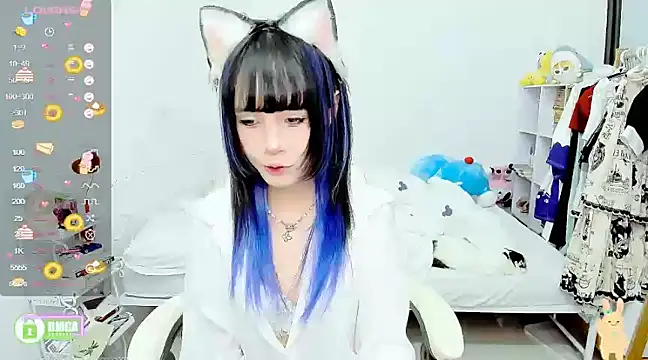 Snapshot of RassieRaph chatting on January 8, 8:18 pm RassieRaph online show from January 8, 8:18 pm