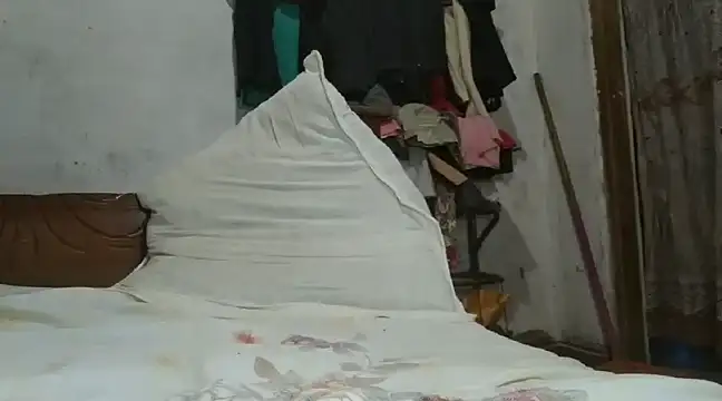 Snapshot of SLFUCKBOY69 chatting on March 15, 3:59 pm SLFUCKBOY69 online show from March 15, 3:59 pm