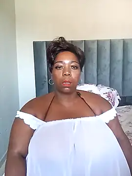 BustyWendyXXX47 online show from January 27, 8:18 am