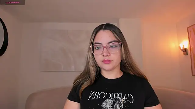 AllisonRogersX online show from June 9, 11:11 am