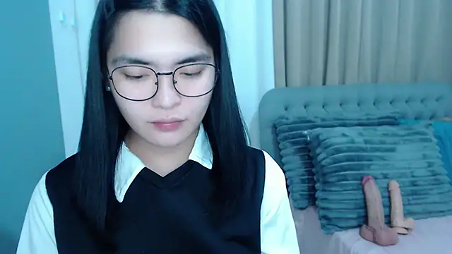 Snapshot of zhaviahale21 chatting on October 24, 11:28 am zhaviahale21 online show from October 24, 11:28 am