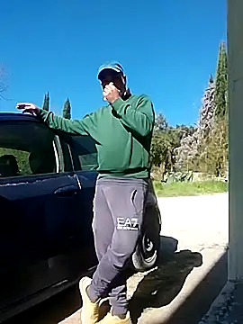 affascino online show from April 7, 8:15 am