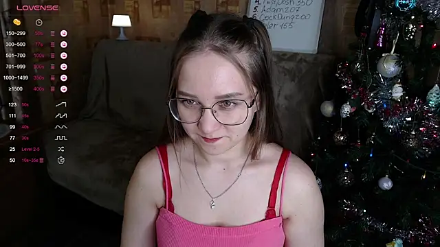 Snapshot of Miatiny chatting on December 30, 3:02 pm Miatiny online show from December 30, 3:02 pm