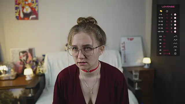 Snapshot of Miatiny chatting on September 17, 1:35 pm Miatiny online show from September 17, 1:35 pm