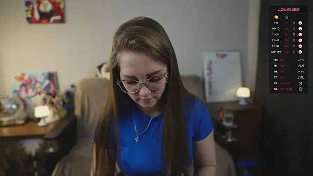 Snapshot of Miatiny chatting on October 6, 1:58 am Miatiny online show from October 6, 1:58 am