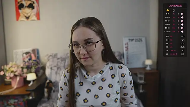 Miatiny online show from February 25, 7:56 pm