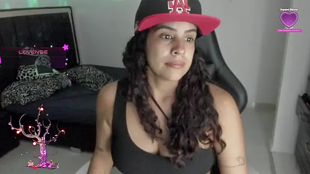 Snapshot of Moon_Sammy chatting on March 20, 12:43 pm Moon Sammy online show from March 20, 12:43 pm