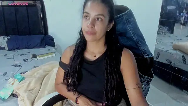 Snapshot of Moon_Sammy chatting on November 11, 1:33 pm Moon Sammy online show from November 11, 1:33 pm