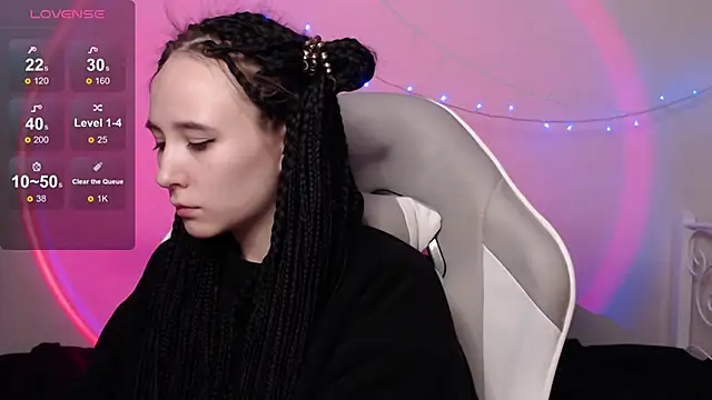 Robin yourss online show from December 10, 8:38 pm