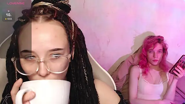 Robin yourss online show from November 16, 2:00 pm