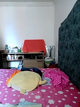 KimPielCanela online show from March 21, 6:07 pm