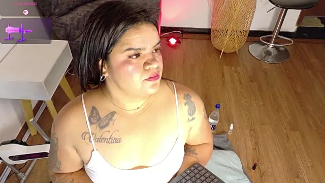 emma sexxy online show from April 20, 10:29 am