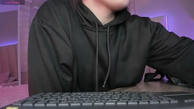 Megan mooree  online show from March 22, 11:53 am