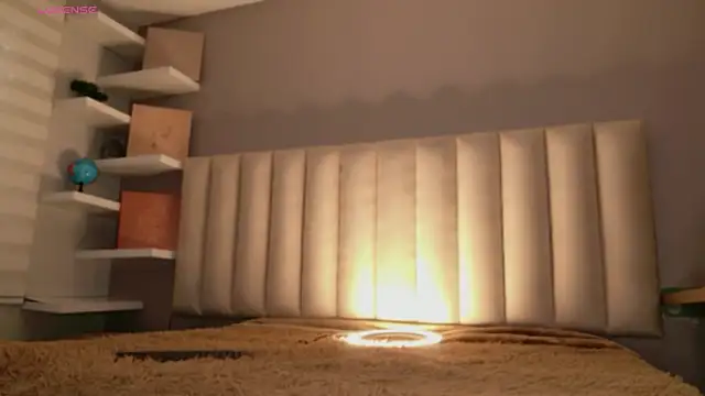 Megan mooree  online show from April 3, 12:03 pm