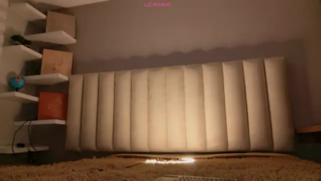 Megan mooree  online show from April 21, 12:33 pm