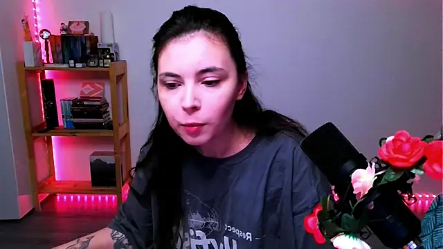 peaachybabe   online show from October 10, 7:24 pm