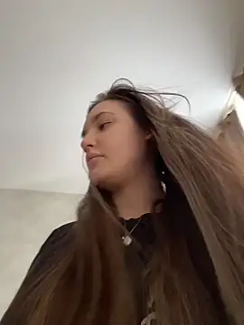 Holly Molii online show from April 22, 2:25 am