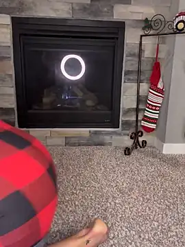 Naughty pussy2cum online show from December 15, 9:35 am