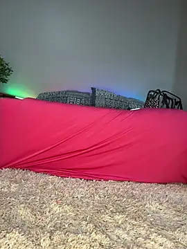 Naughty pussy2cum online show from February 6, 7:45 am