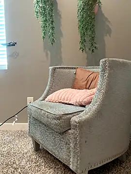 Naughty pussy2cum online show from October 9, 9:13 pm