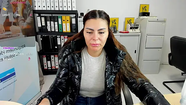 kilenyapatrice online show from January 21, 11:24 am